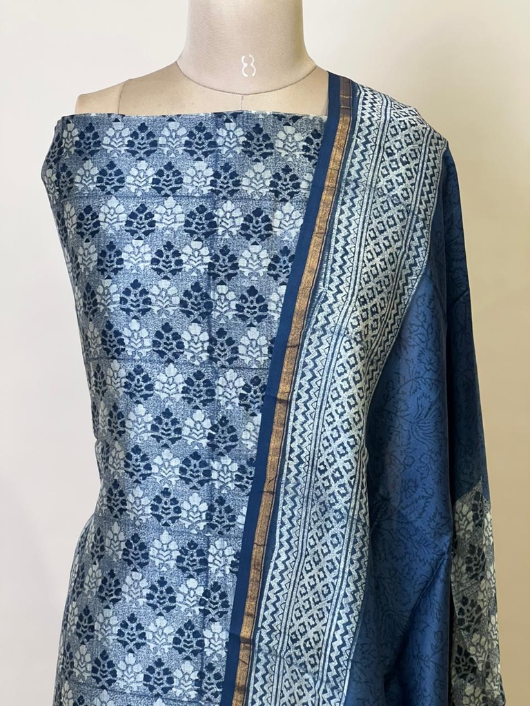 Maheshwari Silk Suits 5025 Navy Blue 2