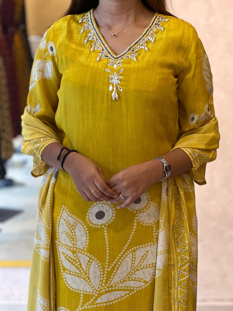 Crepe Silk Kurti Sets 5056