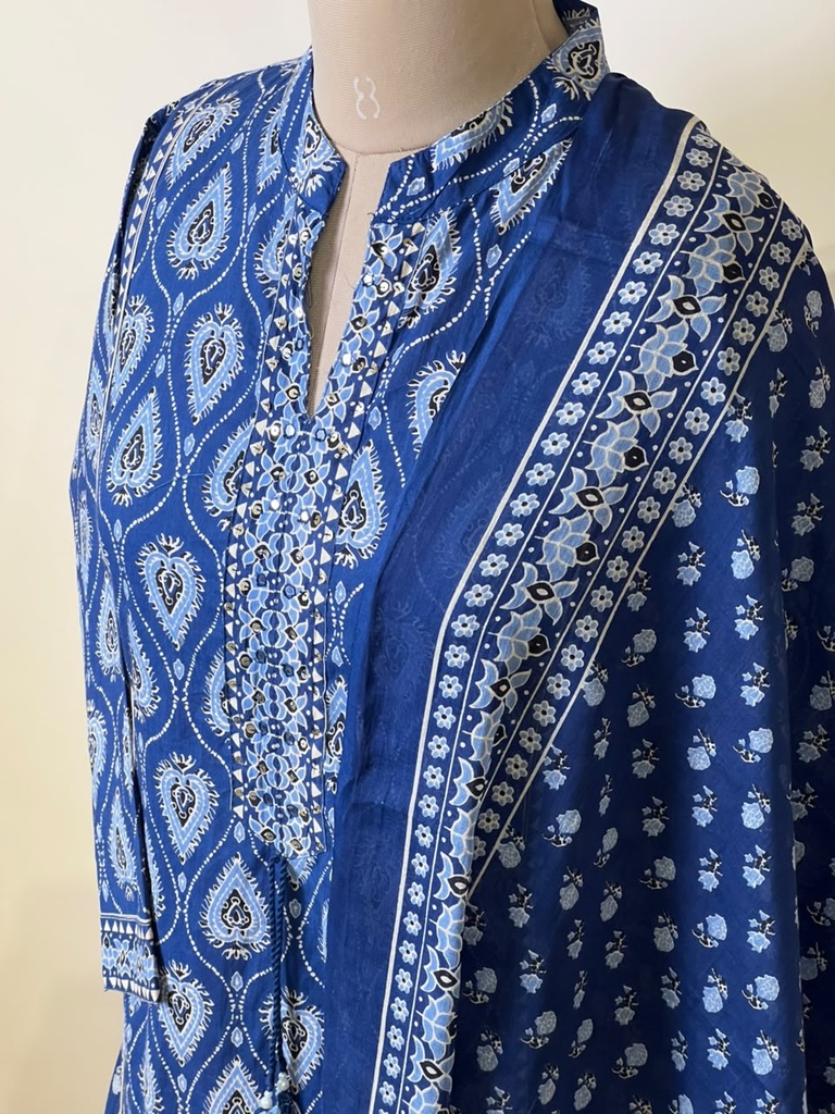 Soft Cotton Kurti Sets 5043