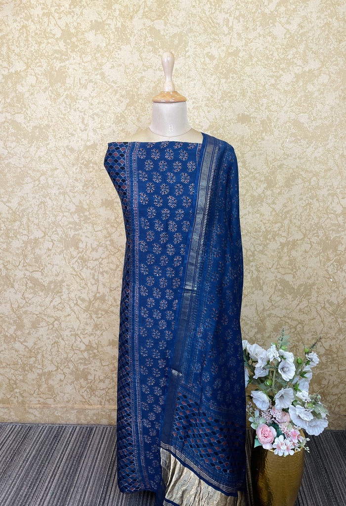 Ajrakh Maheshwari Silk Cotton Top And Dupatta 4558