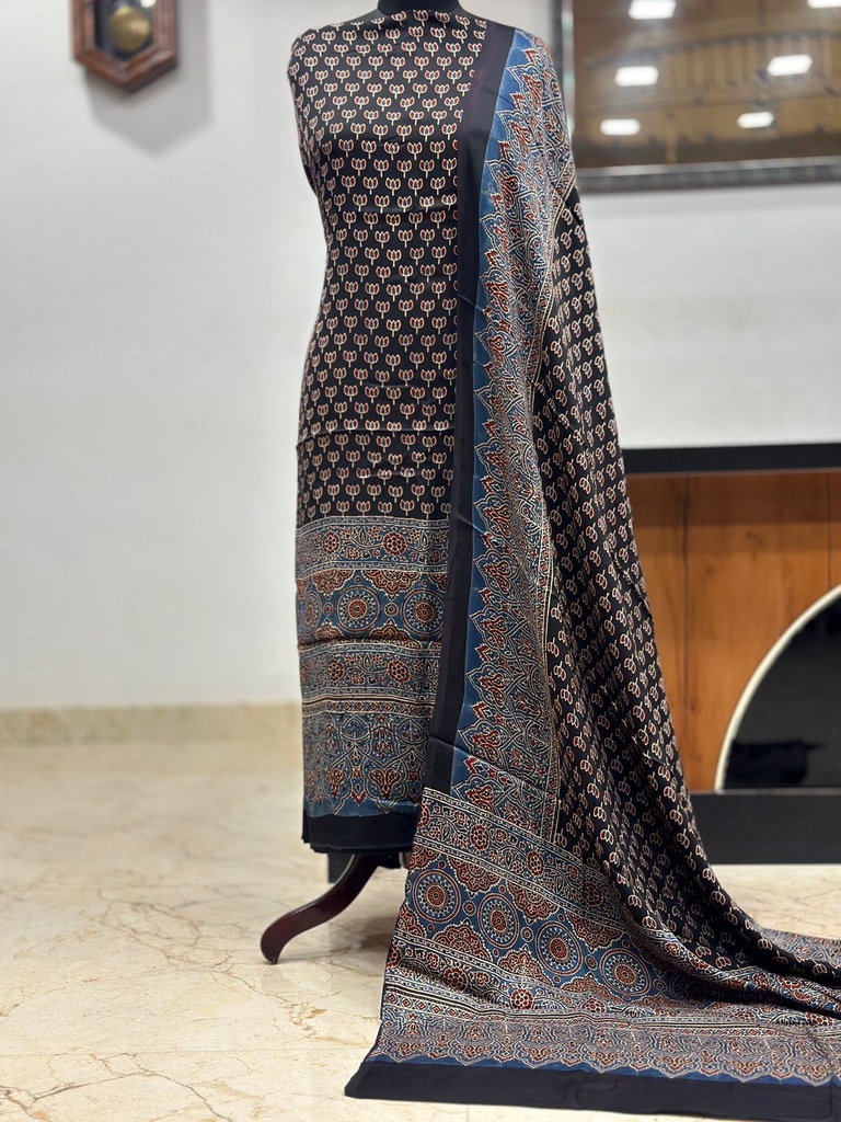 Ajrakh Modal Top and Dupatta Sets 5012