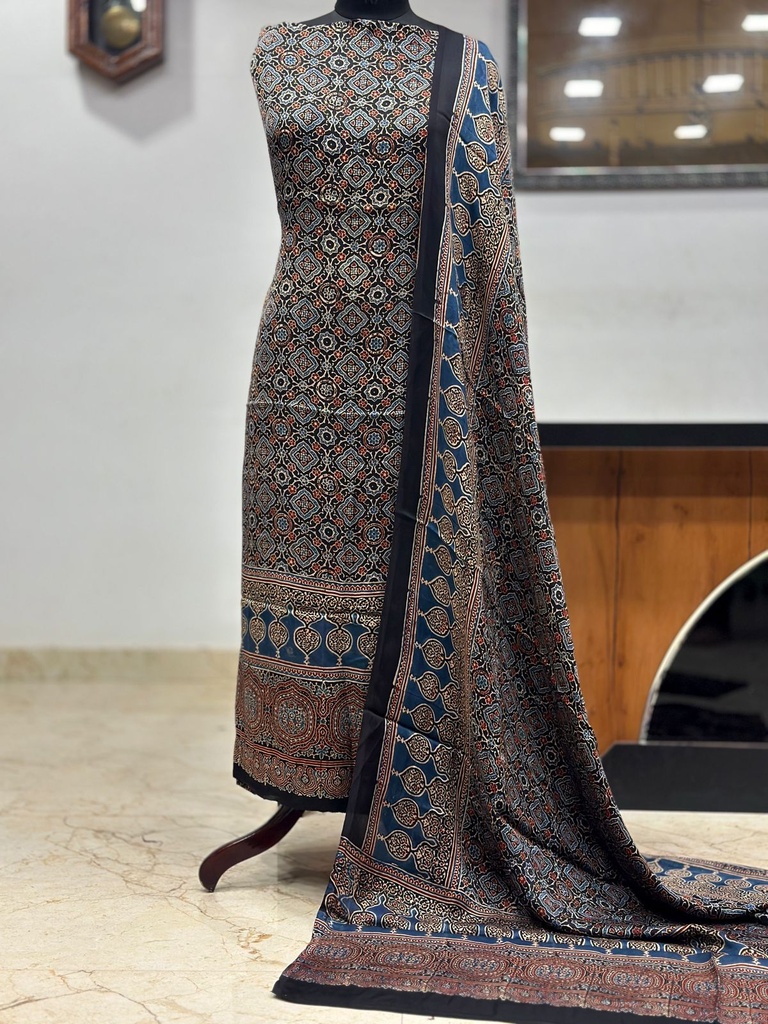 Ajrakh Modal Top and Dupatta Sets 5012