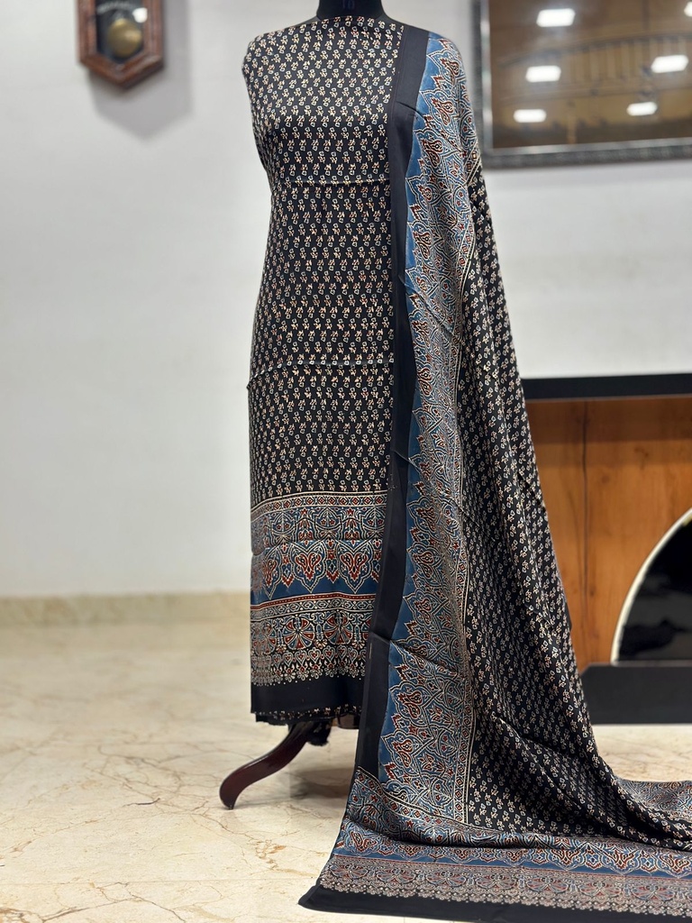 Ajrakh Modal Top and Dupatta Sets 5012