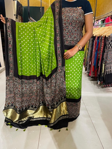 [SUMF] Premium Ajrakh Bandhani Suit 5012