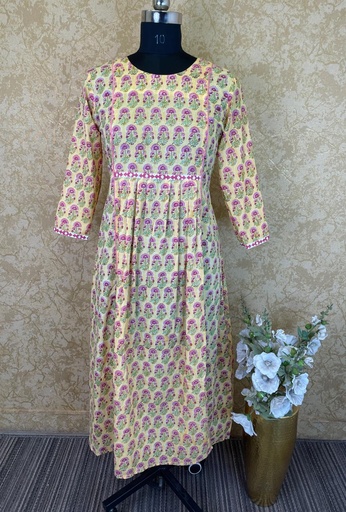 Cotton Box pleat Kurti 5043