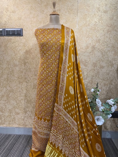 [SUKH] Ajrakh Modal Suits 5012