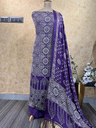 [SUKH] Ajrakh Modal Suits 5012