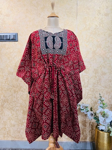 [KAKH] Ajrakh Short Cotton Kaftan 5053