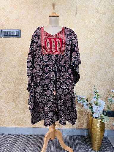 [KAKH] Ajrakh Short Cotton Kaftan 5053