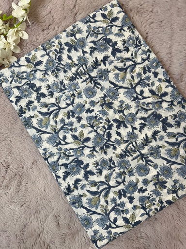 [CFBGW380] Block printed Cotton Fabric 5023 