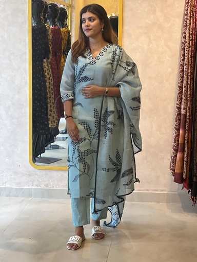 Linen Kurti Sets 5046