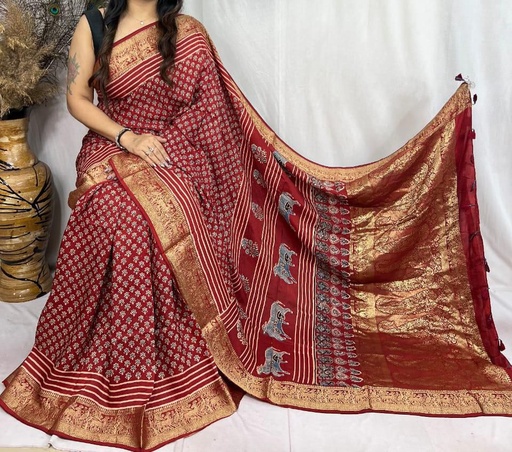 [SAVD8250] Ajrakh Dola Silk Sarees 5018