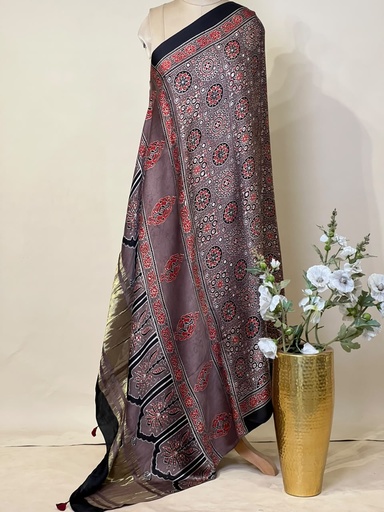 [DUMT2790] Ajrakh Modal Dupatta 5072