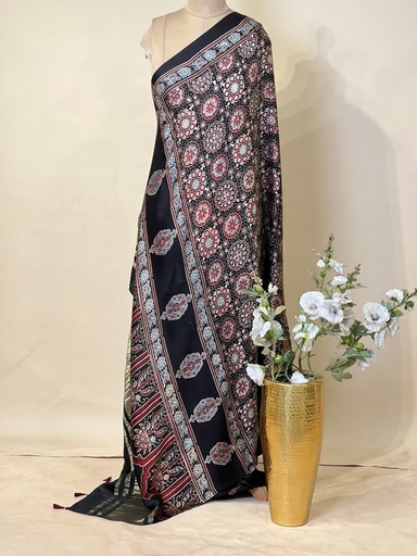 [DUMT2790] Ajrakh Modal Dupatta 5072